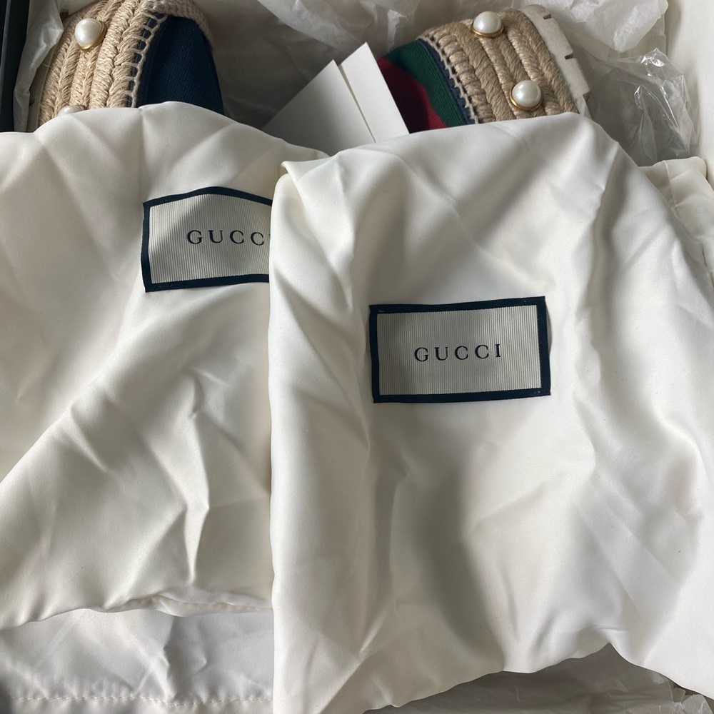 GUCCI - Picture 12 of 12